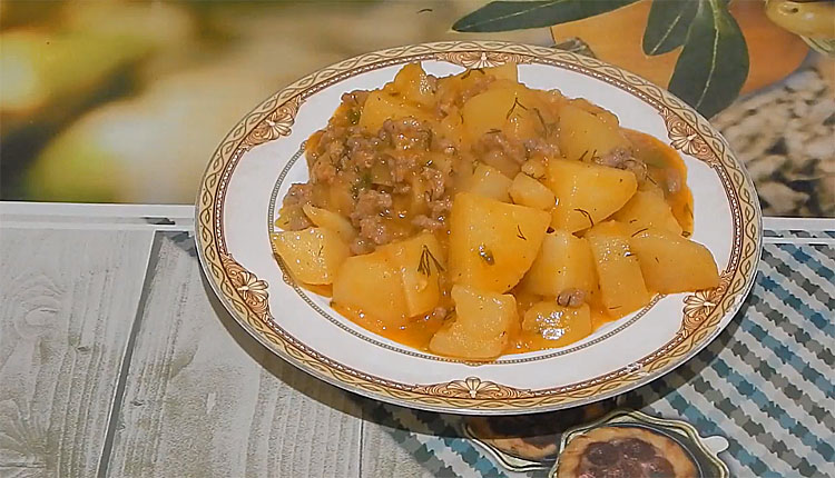 картофель с фаршем рецепт