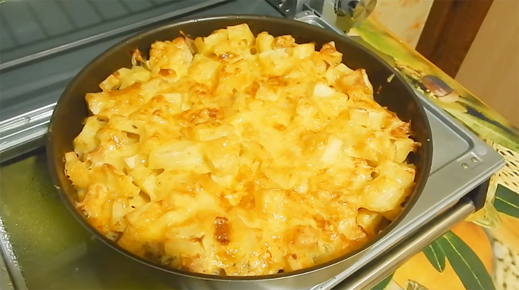 картошка с курицей в духовке