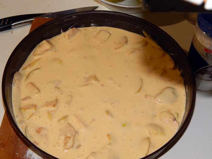 шарлотка с яблоками антоновкой