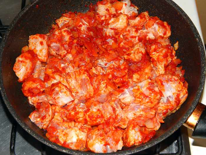 мясо в брусничном соусе фото