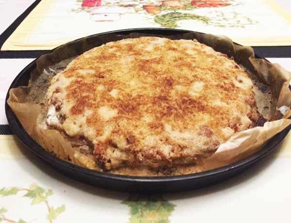 шарлотка из яблок простой рецепт
