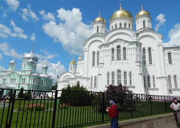Свято-Троицкий Серафимо-Дивеевский женский монастырь фото