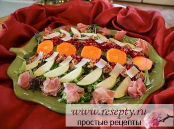 Салат яблоко с хурмой