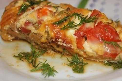курица с помидорами и сыром